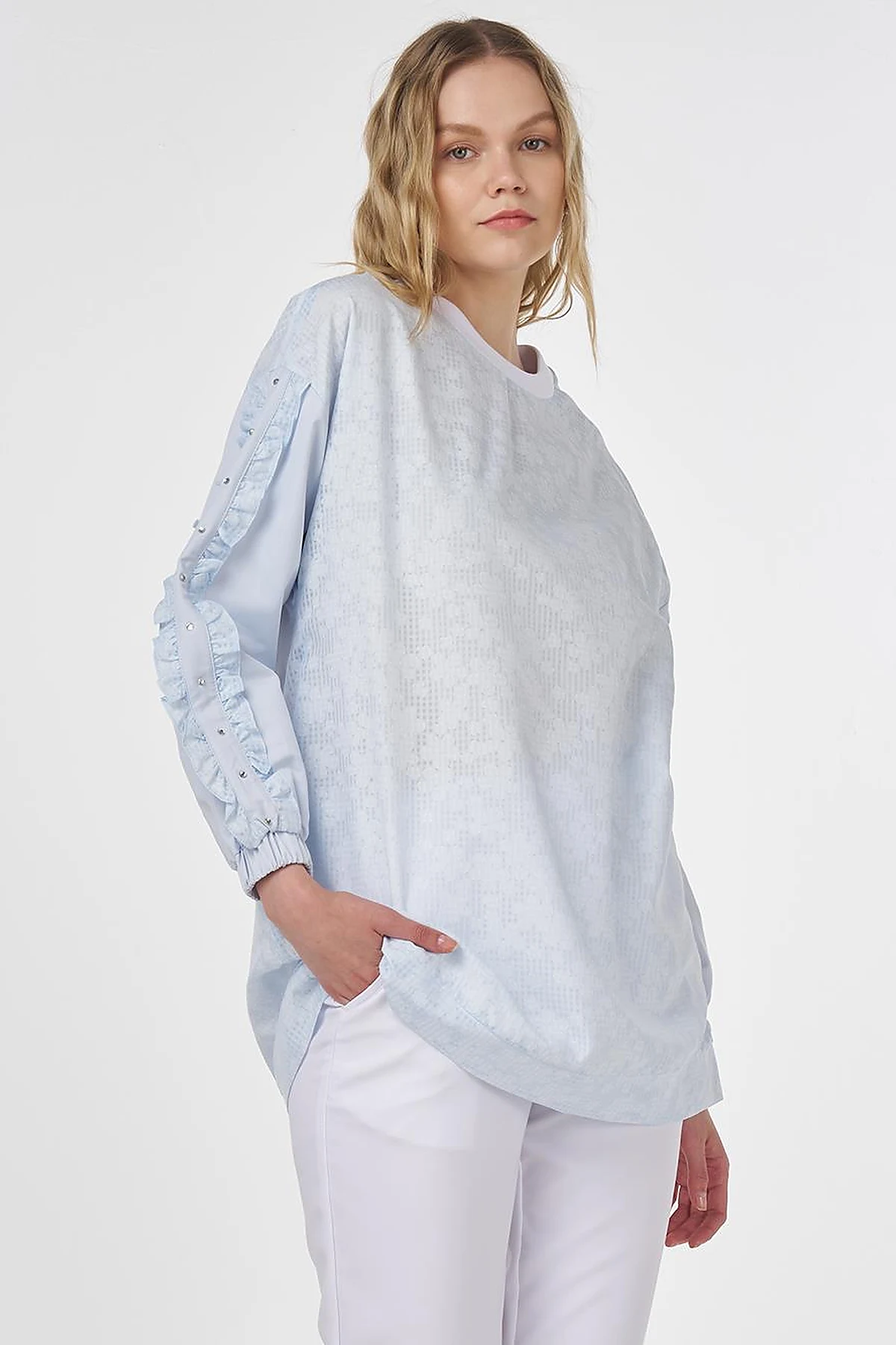 Floral Printed Ruffled Sweatshirt Blue 