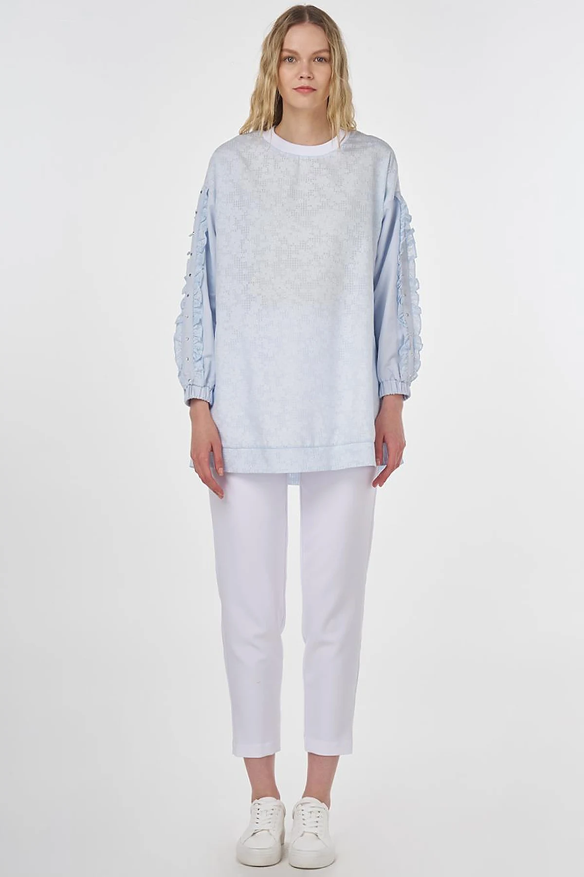 Floral Printed Ruffled Sweatshirt Blue 