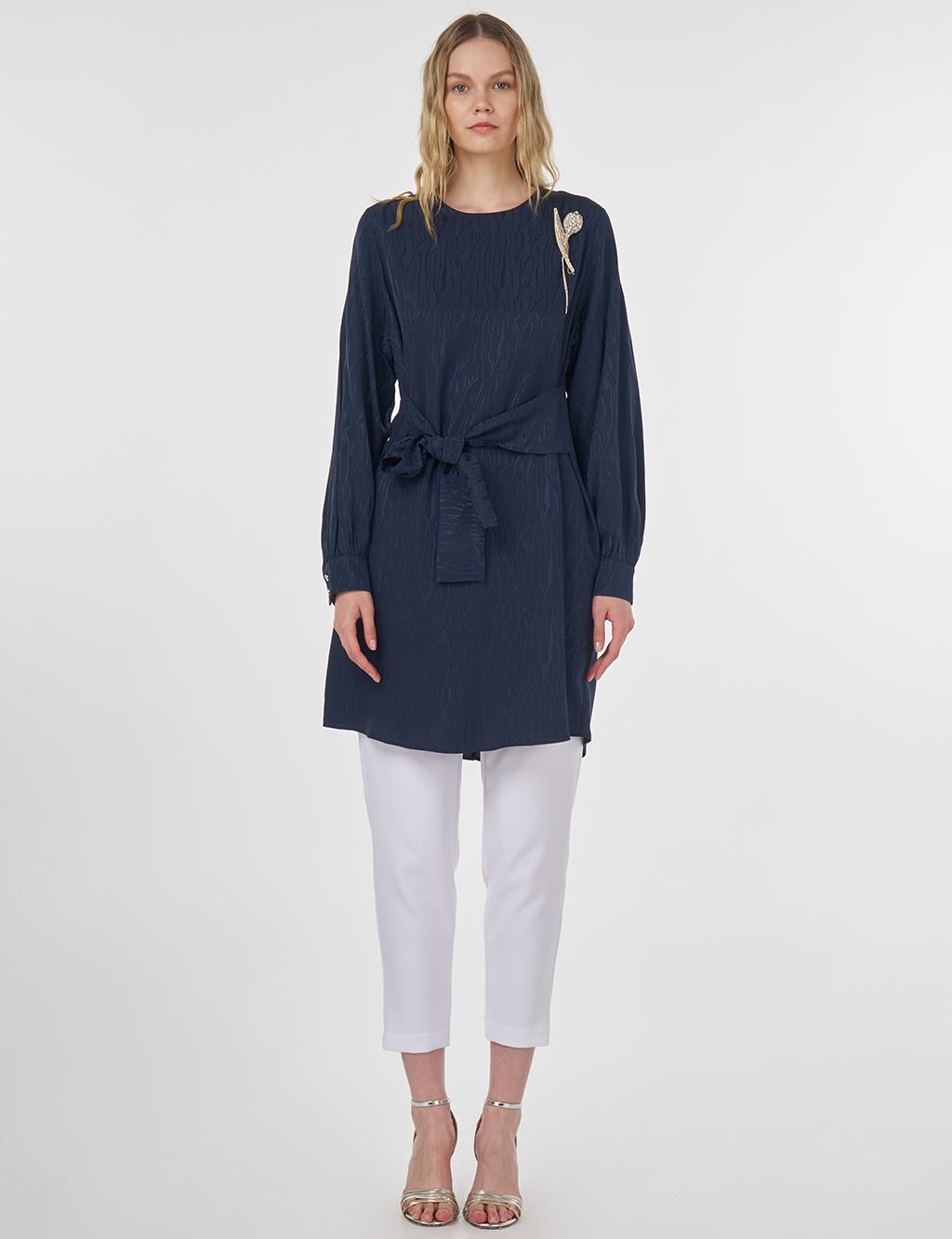 Brooch Detailed Jacquard Tunic Dark Navy 