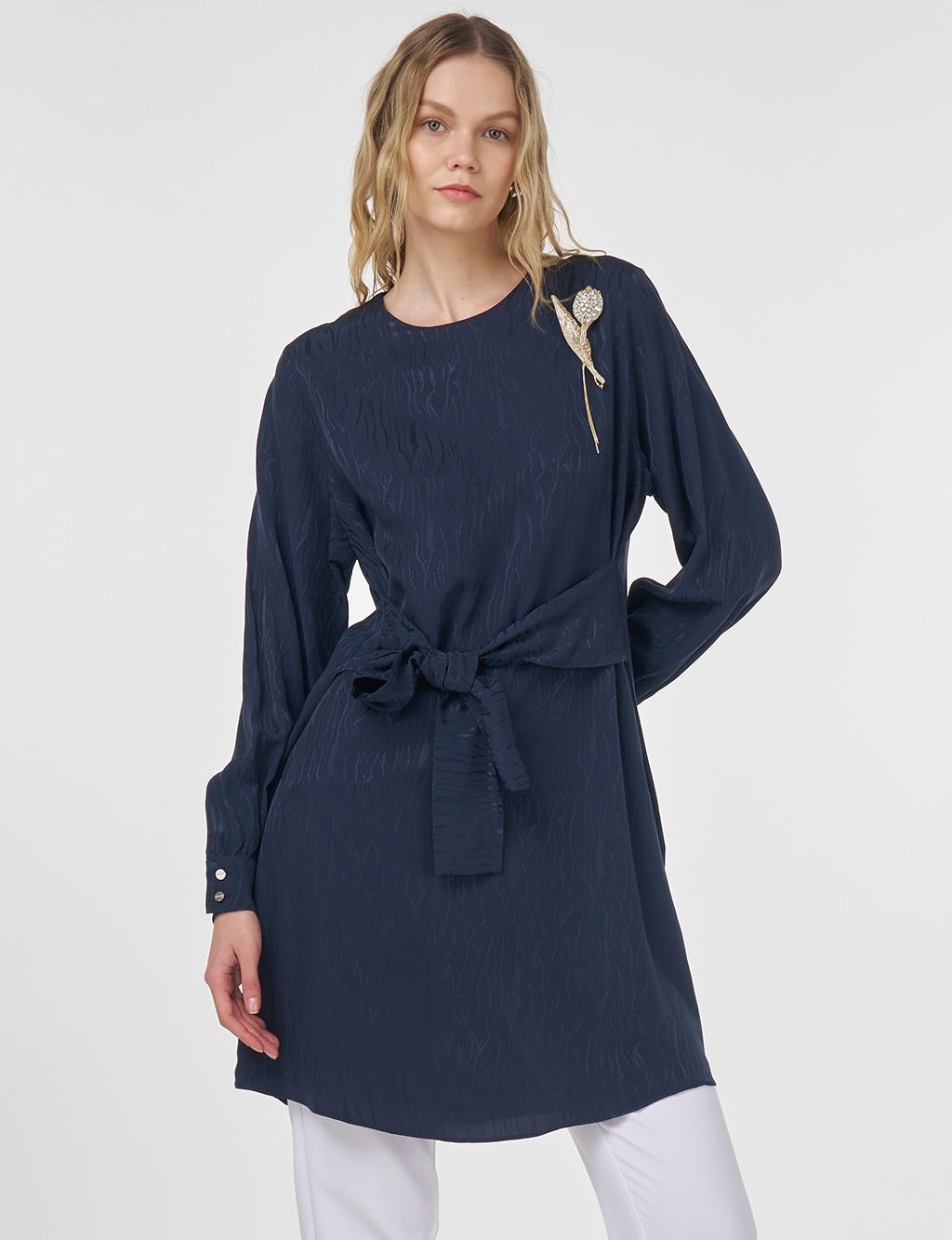 Brooch Detailed Jacquard Tunic Dark Navy 