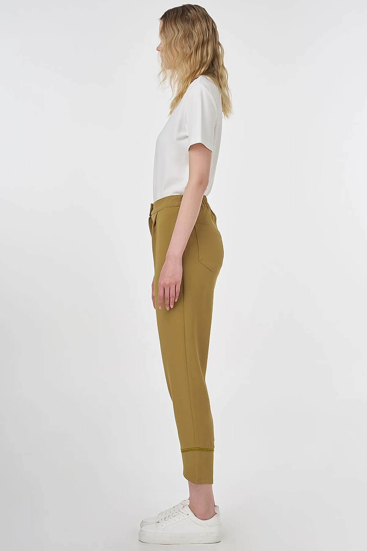Stitch Detail Crepe Pants Khaki