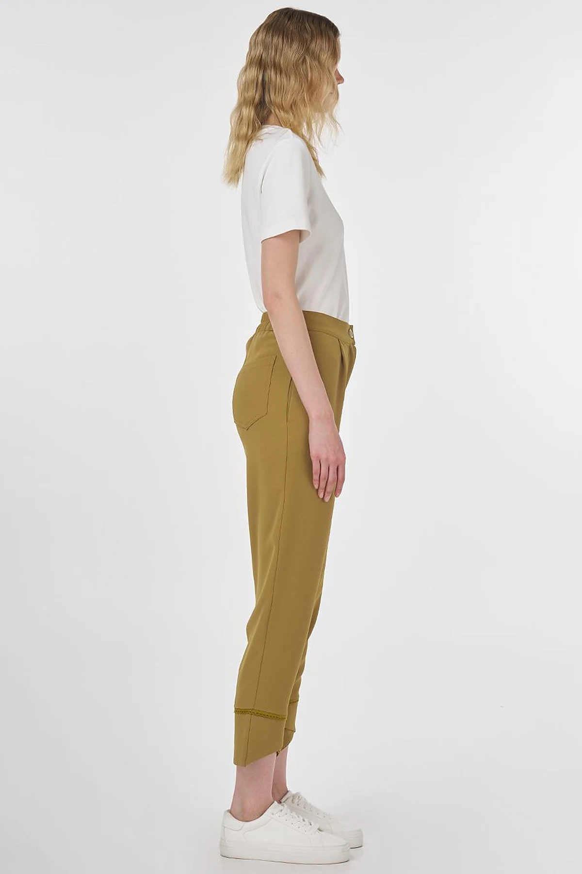 Stitch Detail Crepe Pants Khaki