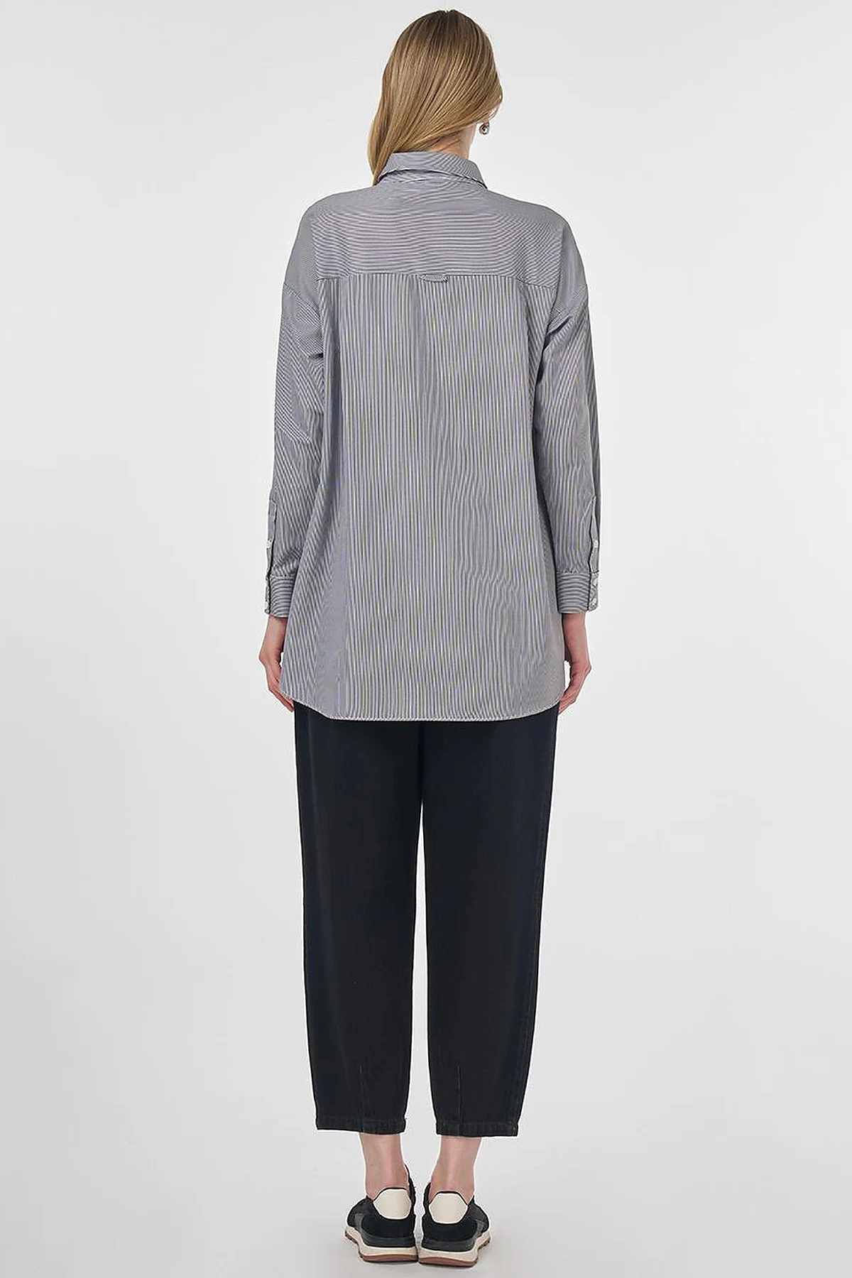 Single-Pocket Cotton Basic Tunic Black