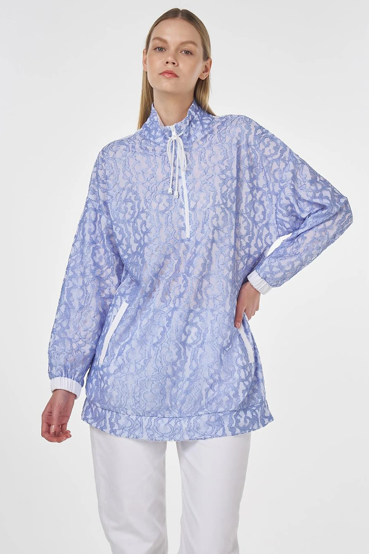 High Neck Lace Sweatshirt Sky Blue