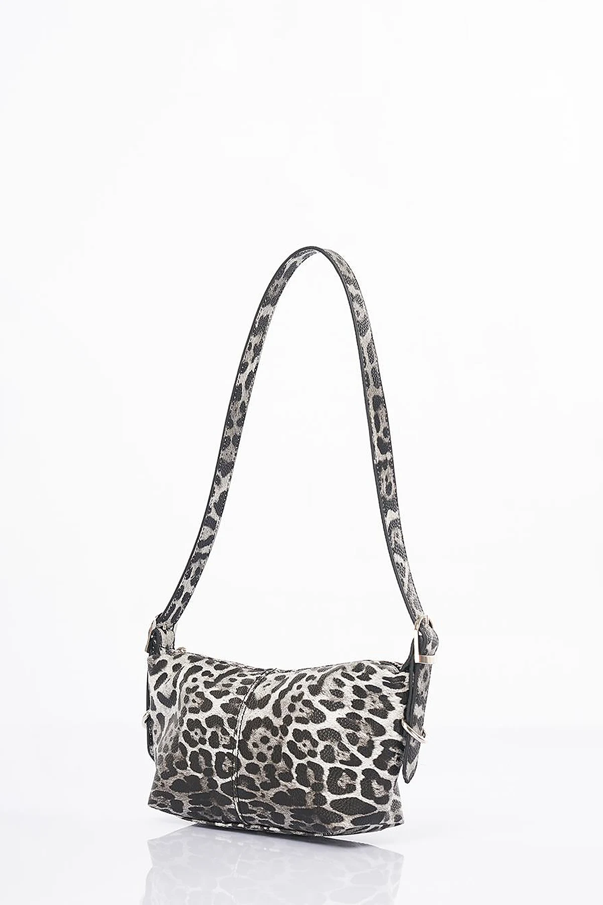 Leopard Pattern Shoulder Bag Black