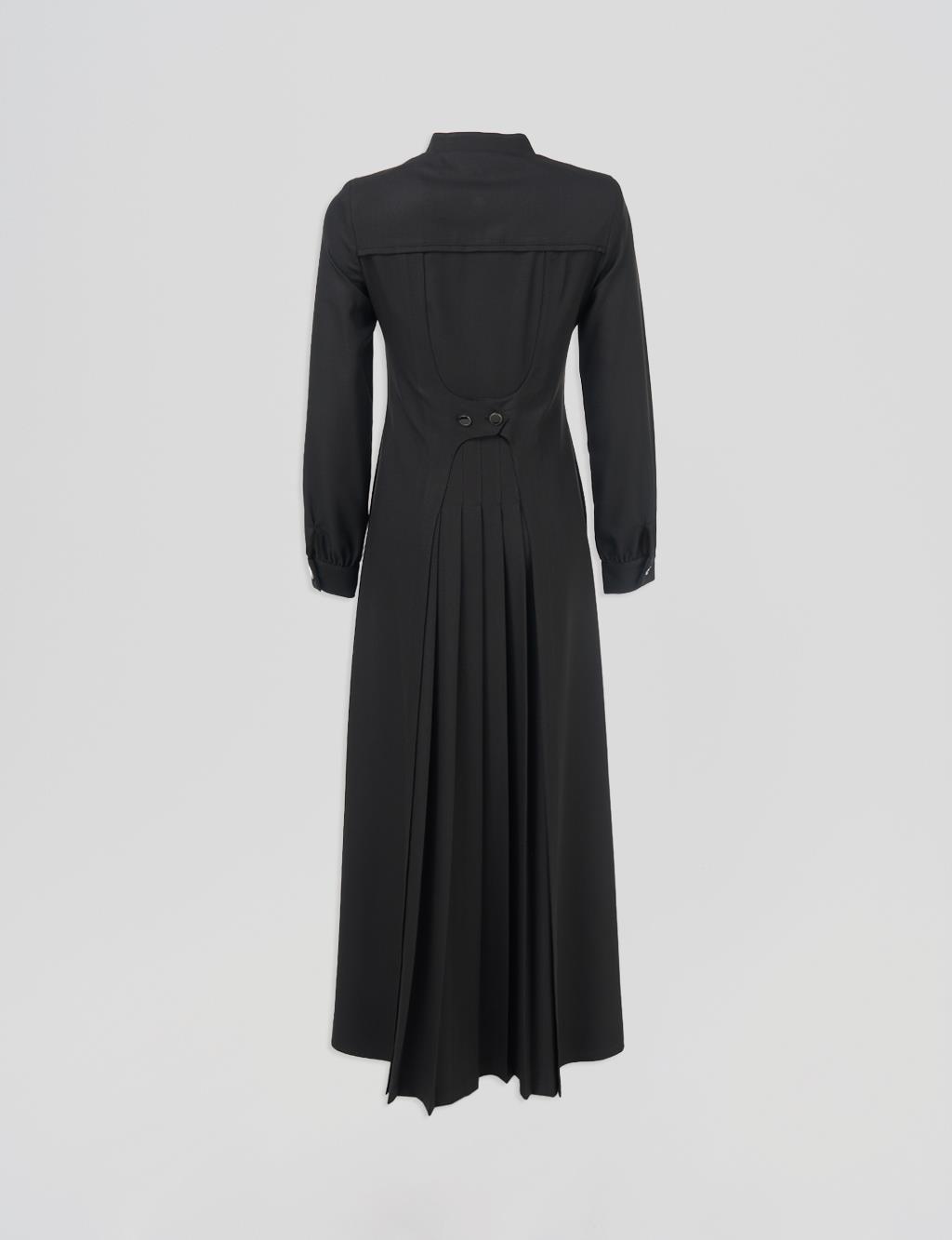 Pleated Detail Overcoat – Black
