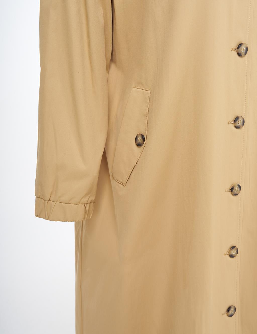 Button-Closure Overcoat – Beige