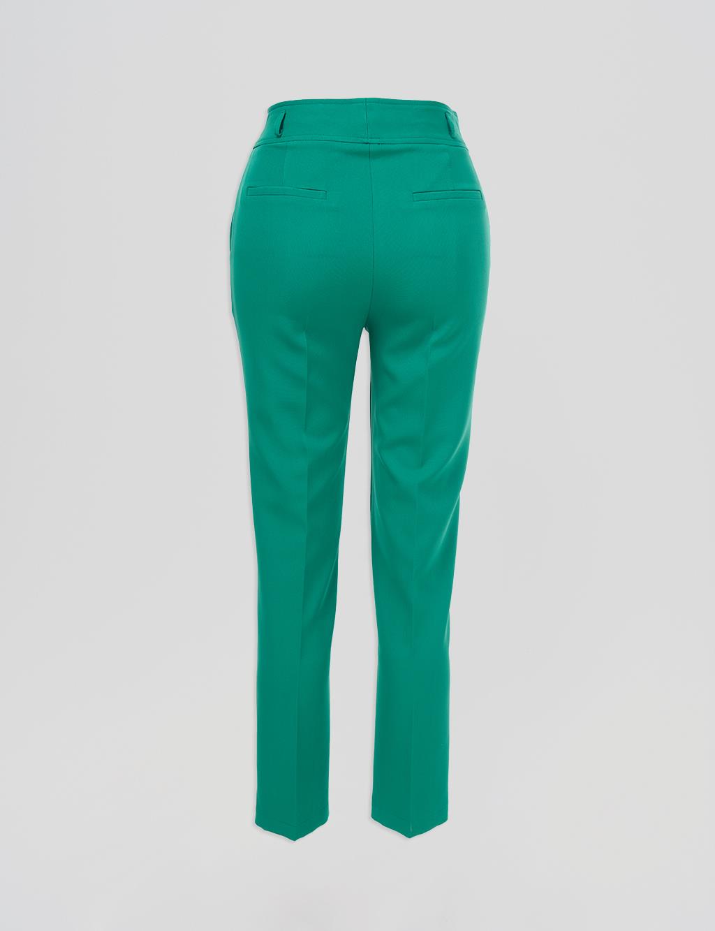 Buttoned Straight-Leg Pants – Green