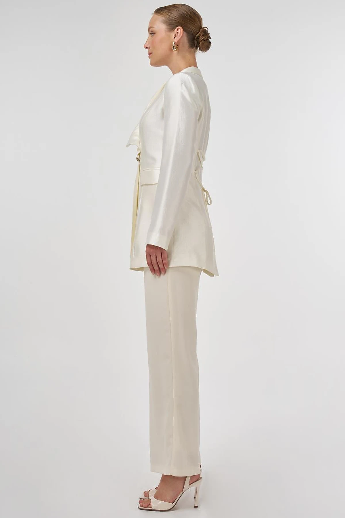 Rose Motif Elegant Blazer