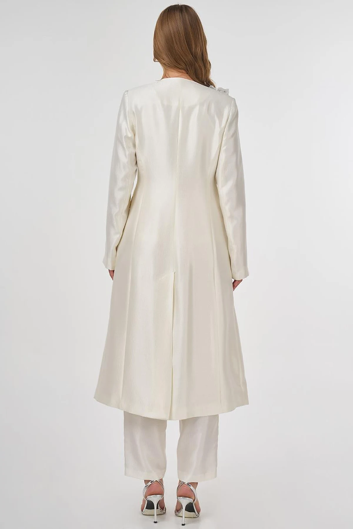 Satin Two-Piece Set with Brooch Ecru