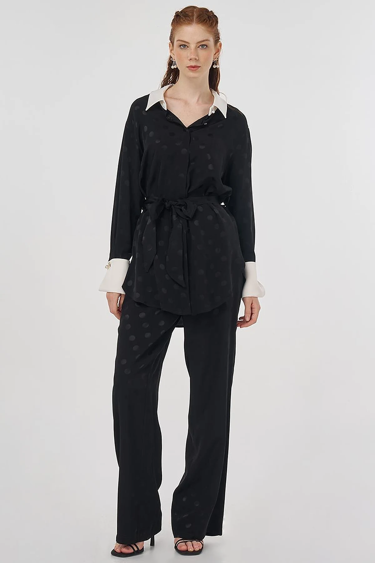 Polka Dot Patterned Two-Piece Set Black