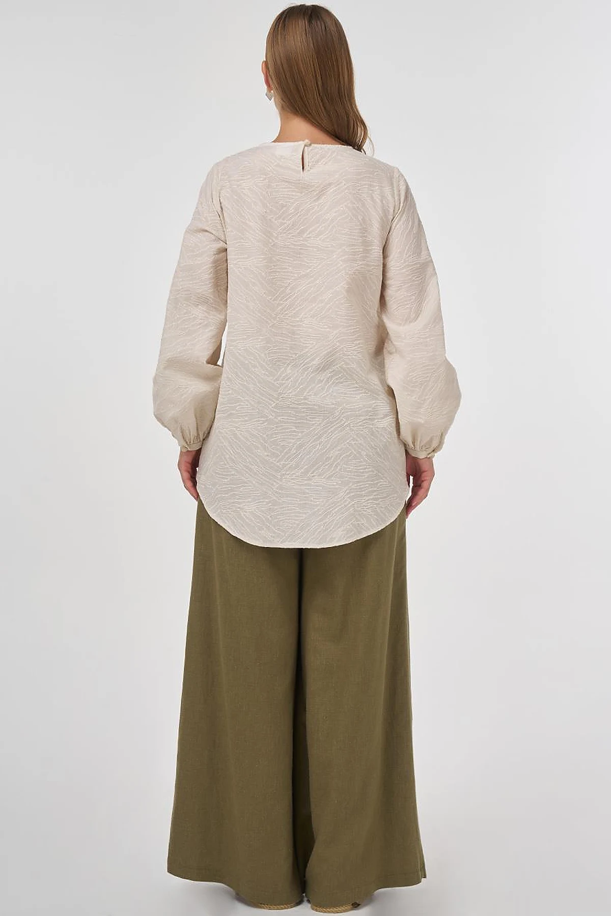 Floral Appliqué Cotton Blouse in Cream 