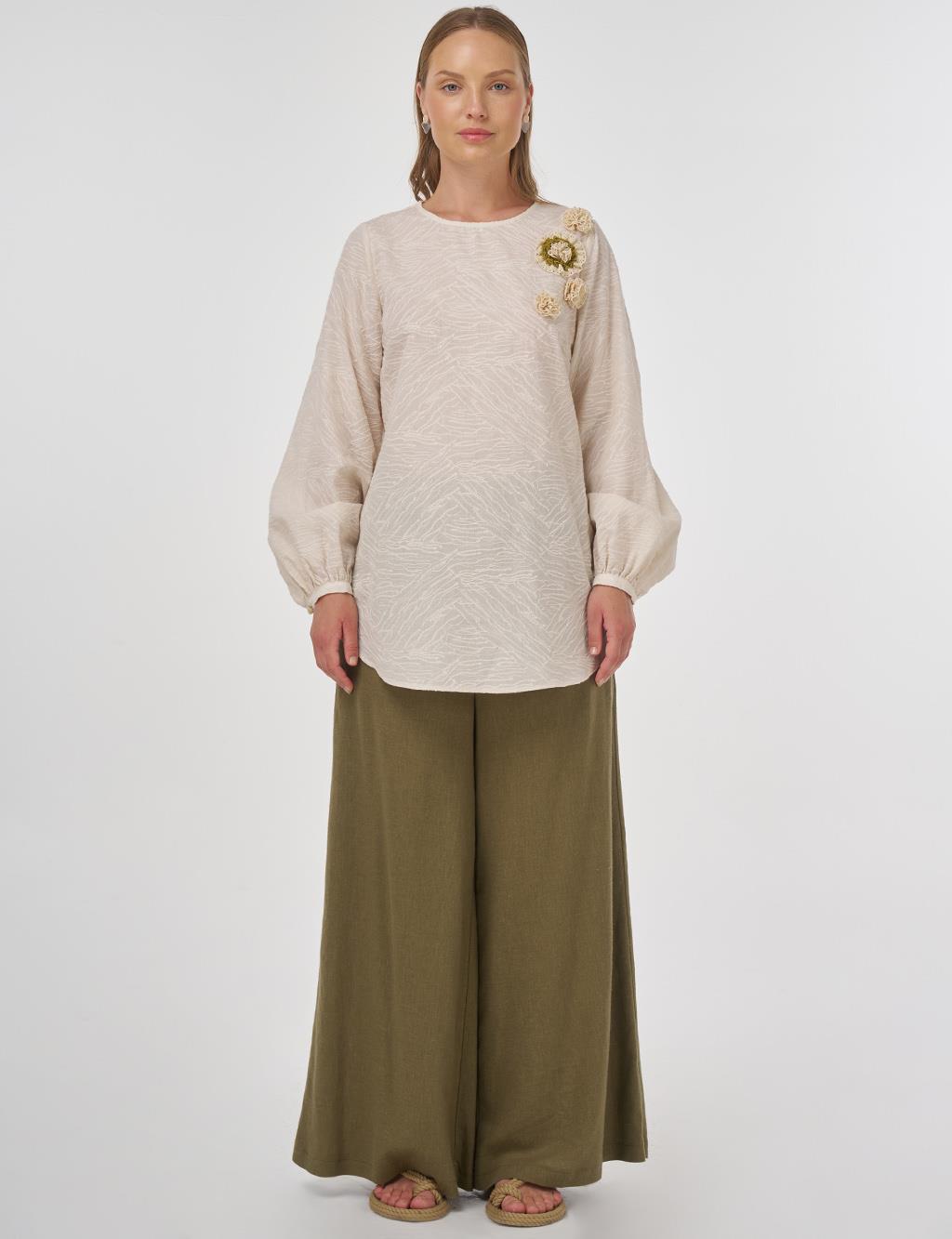 Floral Appliqué Cotton Blouse in Cream 