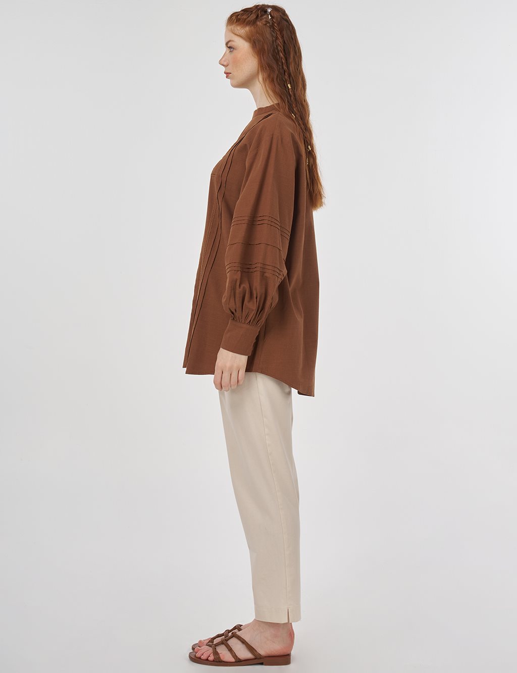 Pintuck-Stitched Cotton Linen Blouse Brown