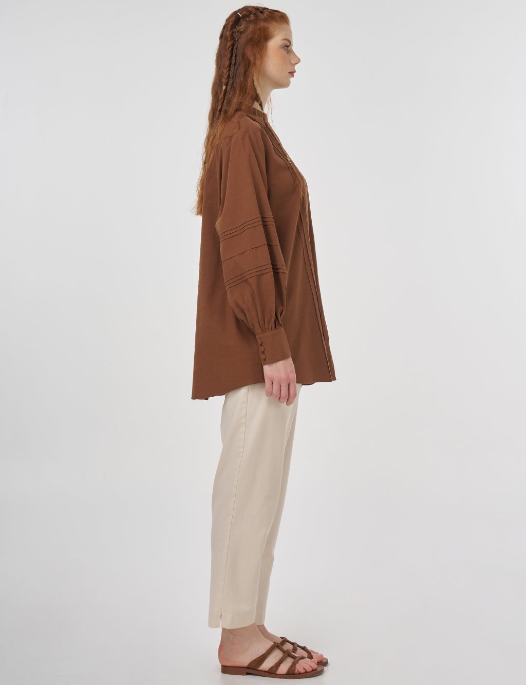 Pintuck-Stitched Cotton Linen Blouse Brown