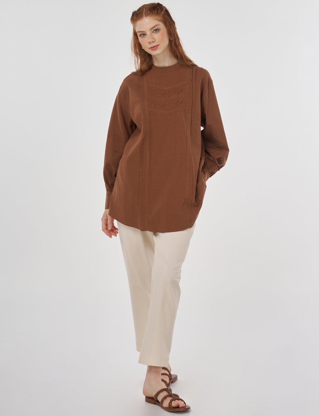 Pintuck-Stitched Cotton Linen Blouse Brown