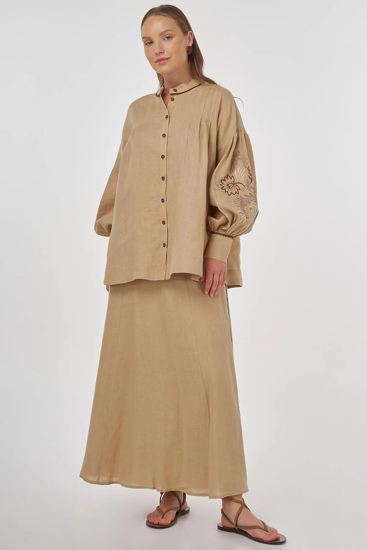 100% Linen Embroidered Two-Piece Set Beige
