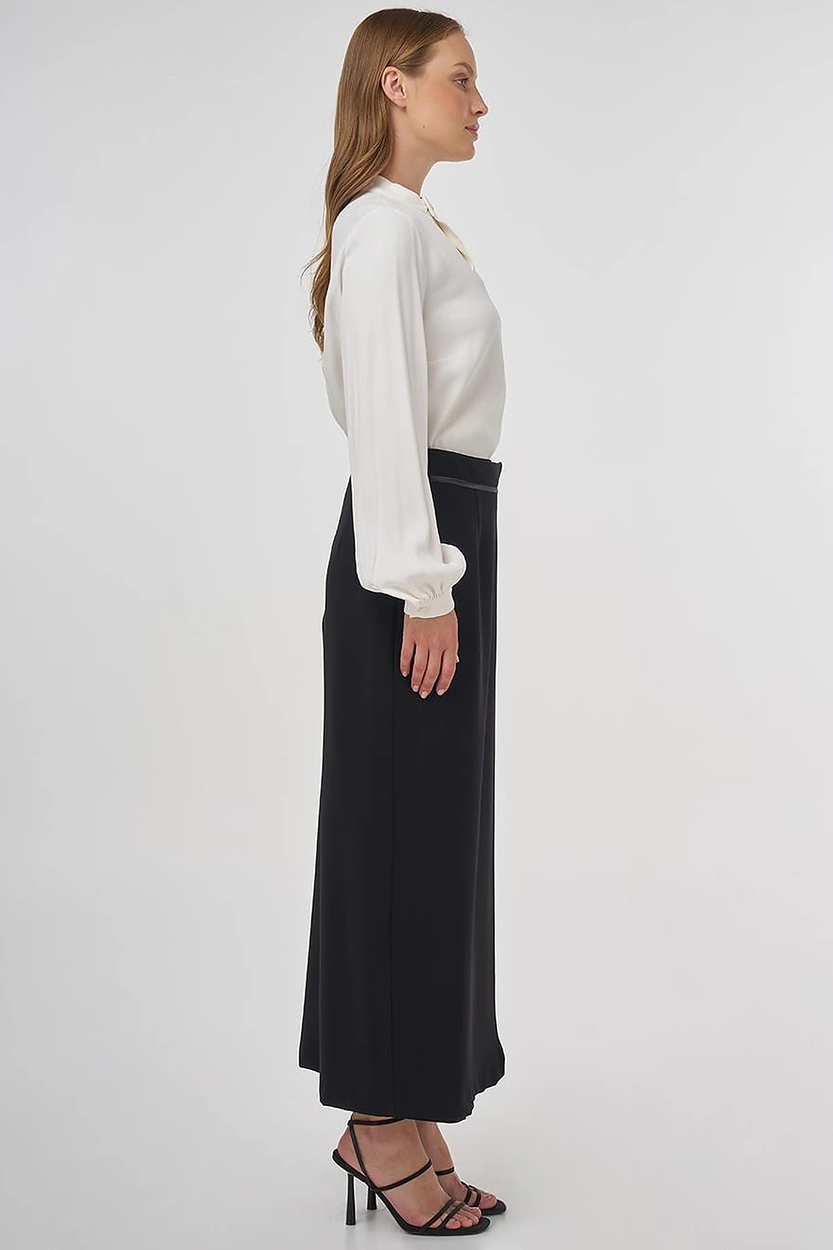 Envelope Detail Pencil Skirt Black