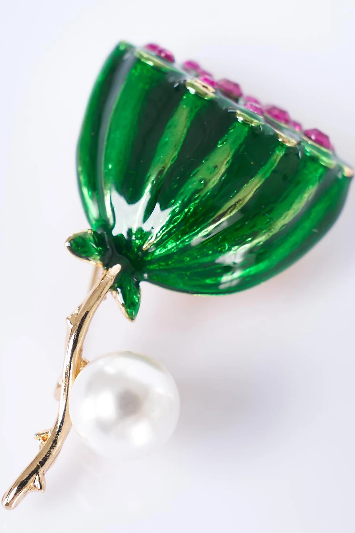 Green Pearl-Embellished Flower Brooch