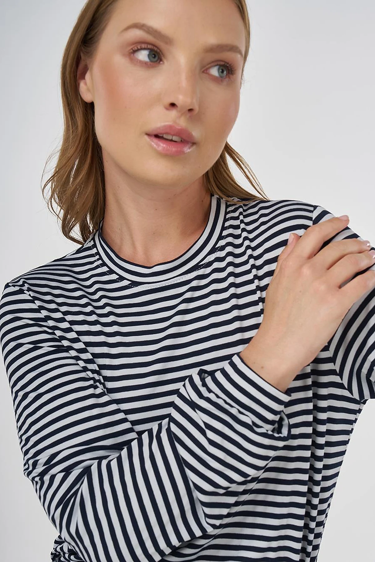Çizgi Desen Viskon Sweatshirt Siyah 