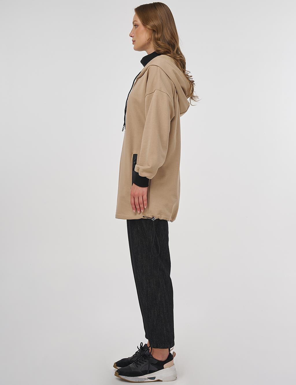 Hooded Three-Ply Sweatshirt Beige 
