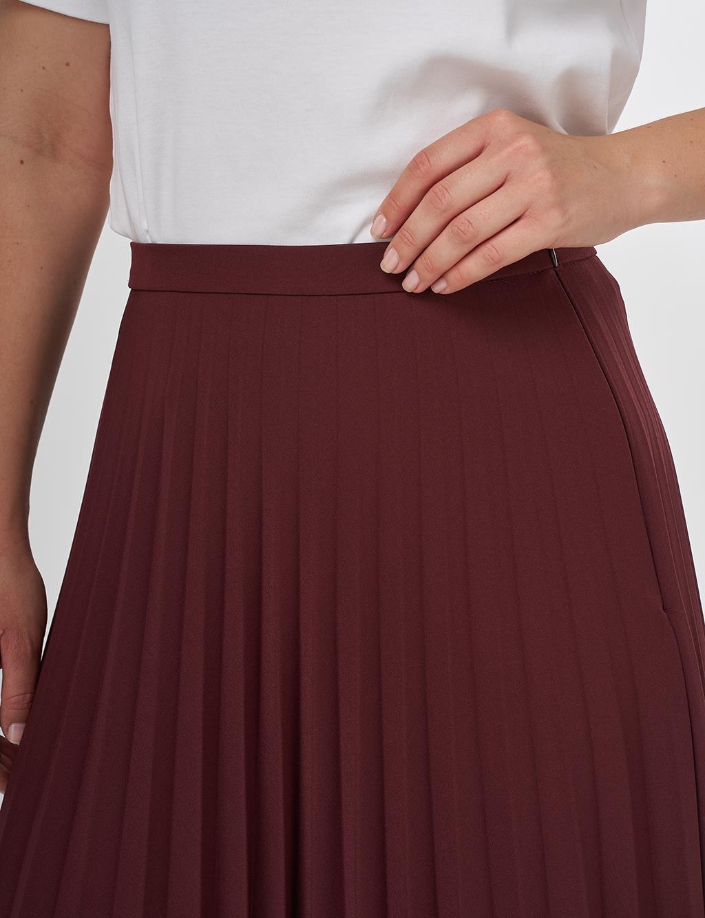 Zipped Pleated Skirt Burgundy