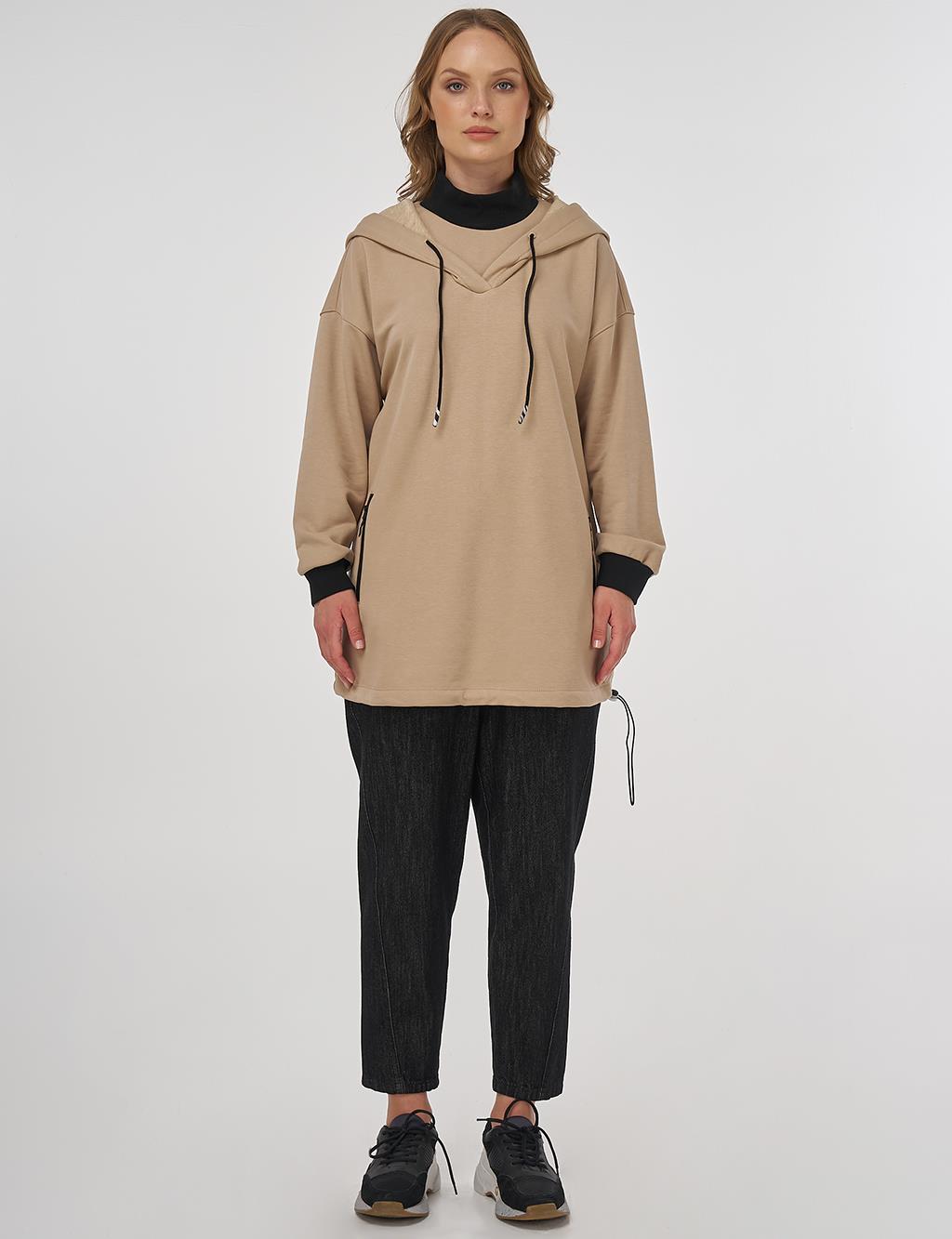 Hooded Three-Ply Sweatshirt Beige 