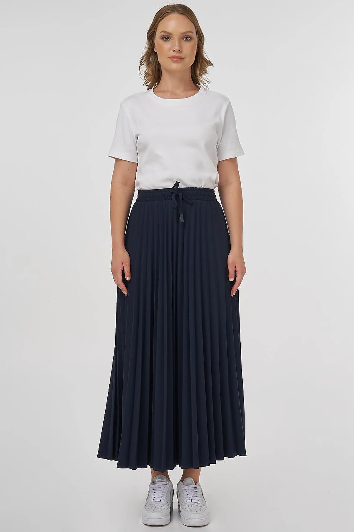 High-Waisted Pleated Skirt Dark Navy