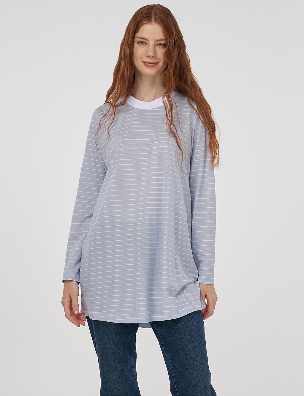 Striped Knit Sweatshirt in Light Blue