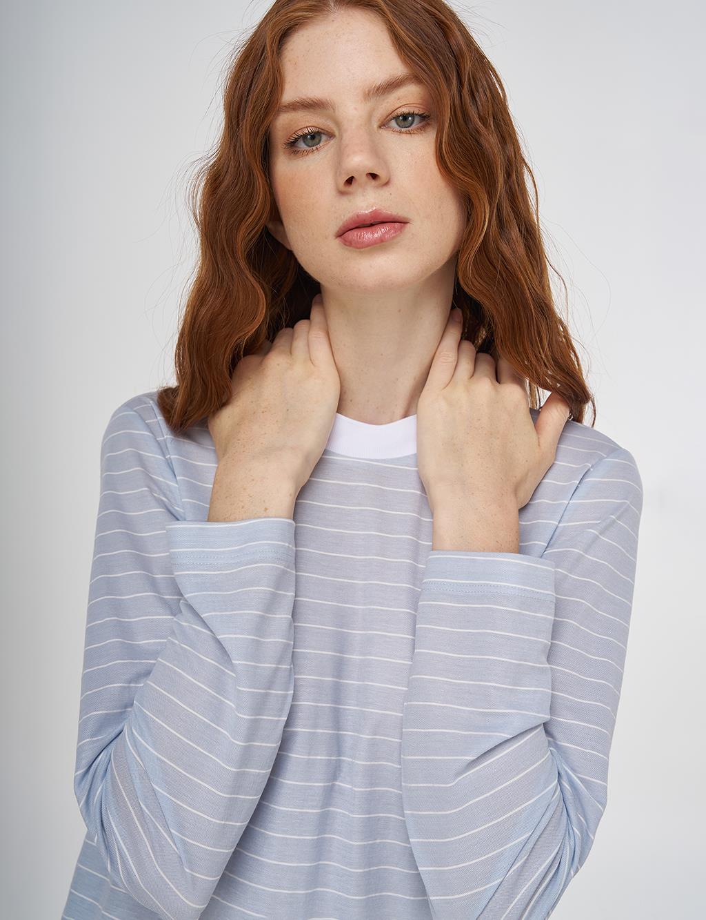 Striped Knit Sweatshirt in Light Blue