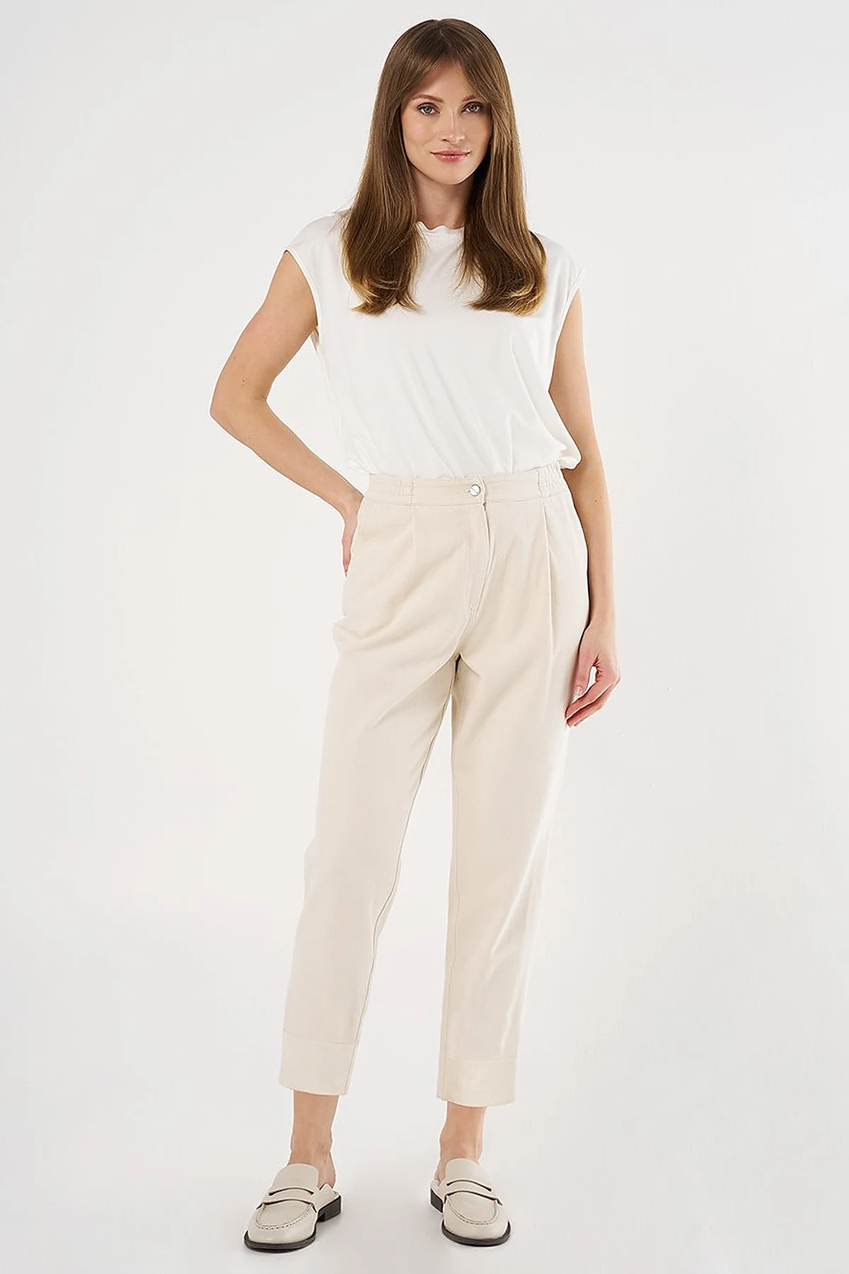 Canvas Pants with Fabric-Panel Hems Cream