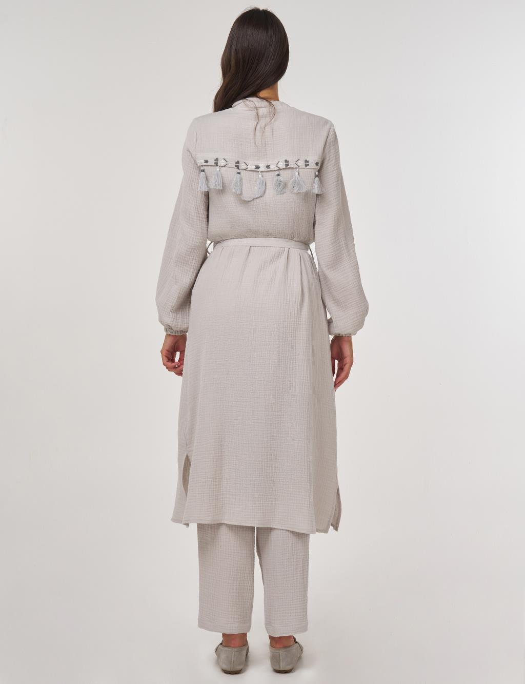 Püskül Detaylı Müslin İkili Takım Açık Gri