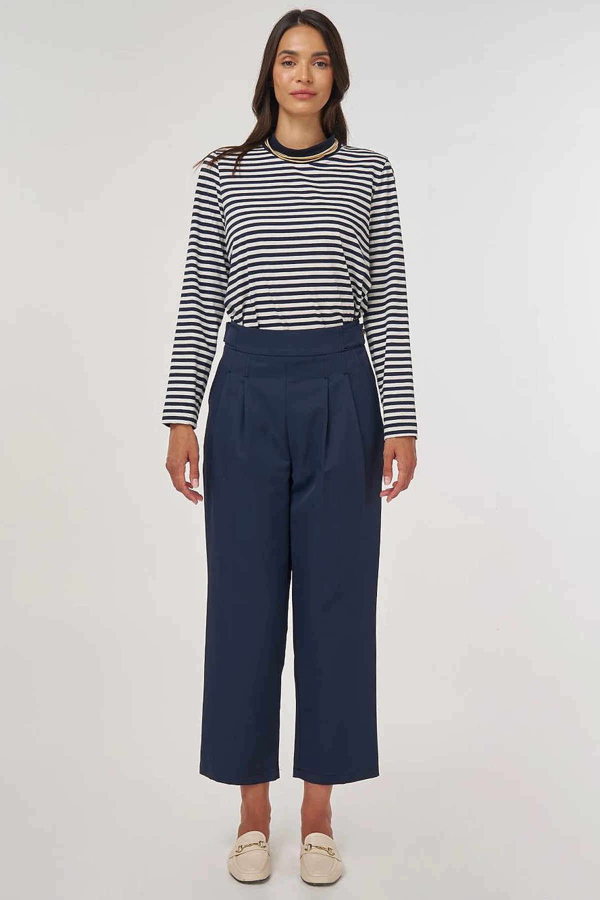 Pleated Carrot-Cut Pants Dark Navy 