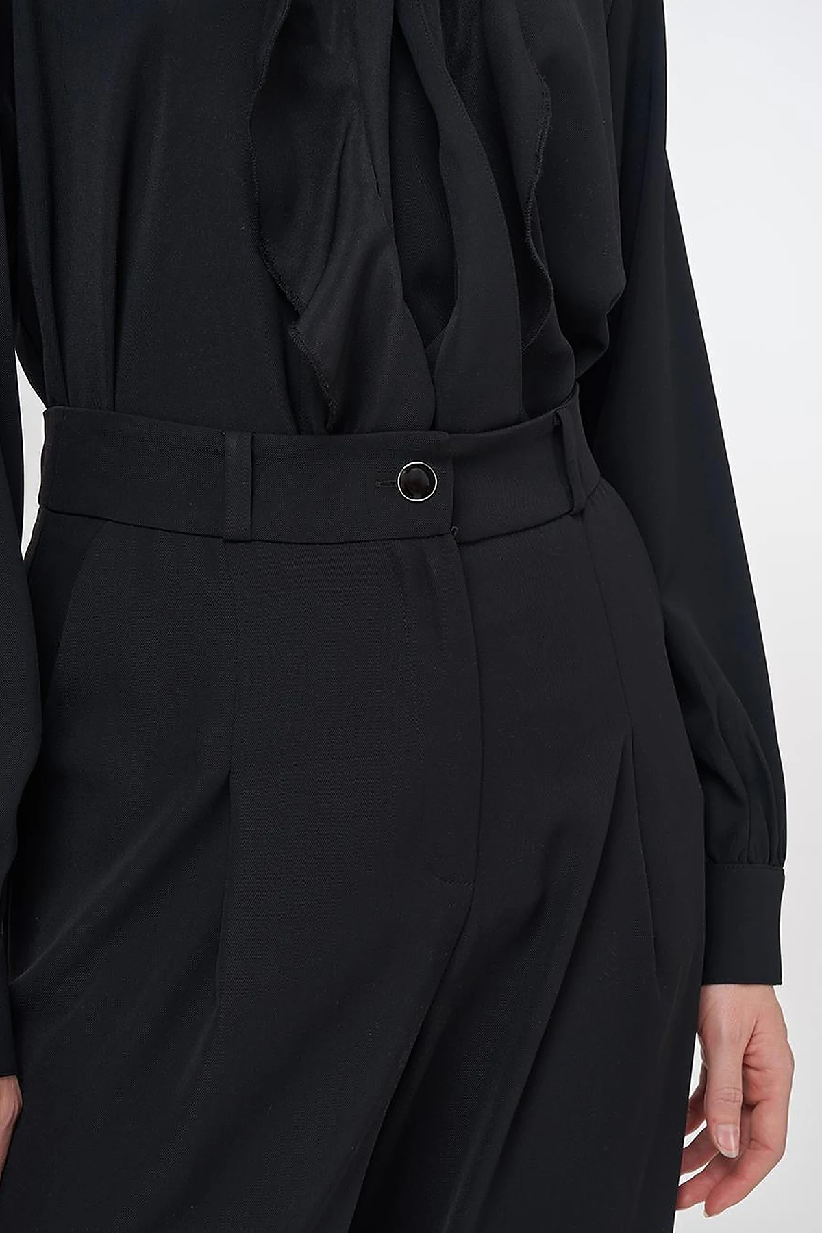 Darted Pants Black