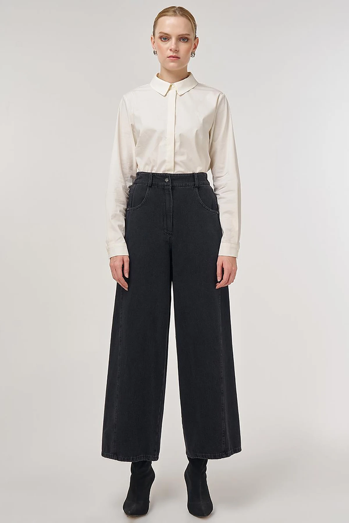 Pocket-Detail Marine Fit Denim Pants Smoke Gray
