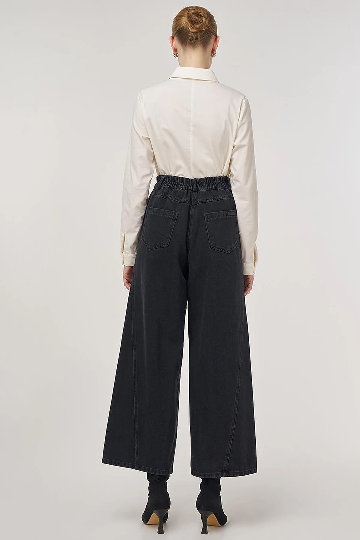 Pocket-Detail Marine Fit Denim Pants Smoke Gray