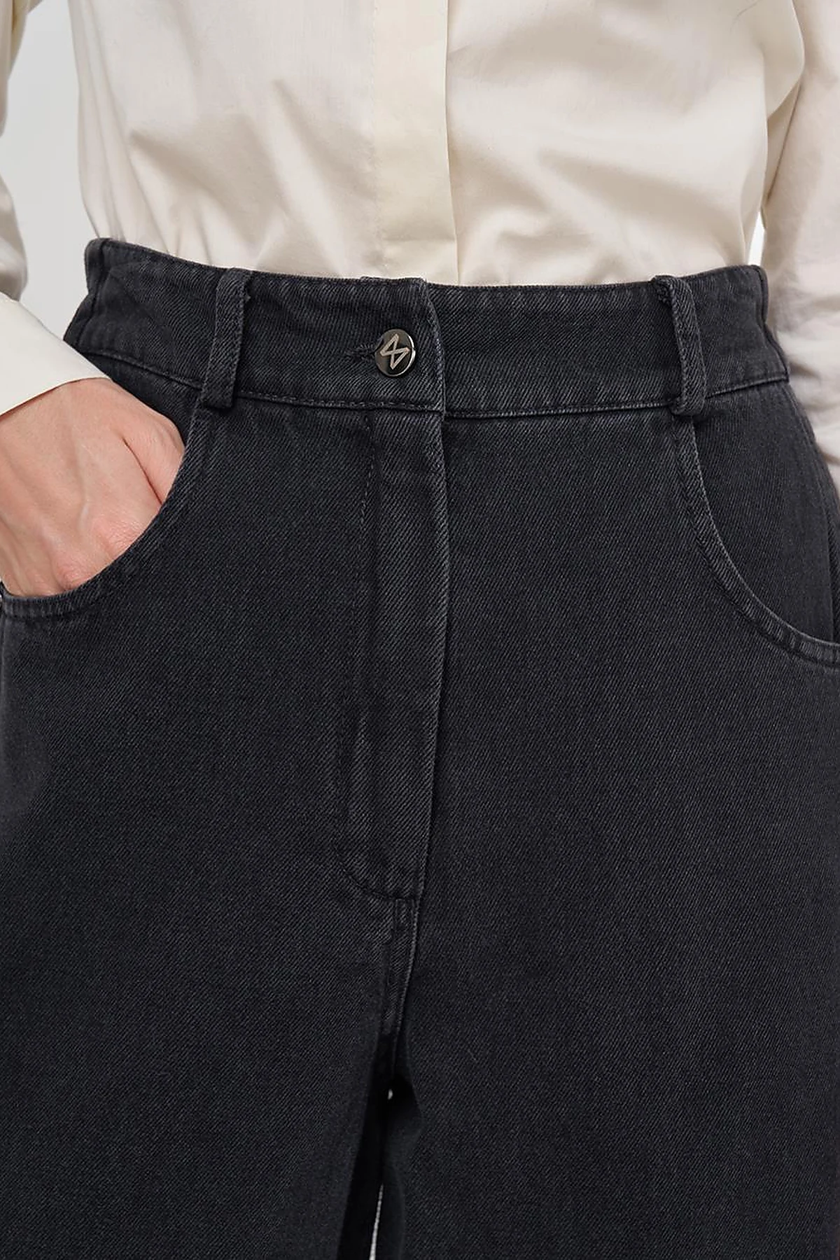 Pocket-Detail Marine Fit Denim Pants Smoke Gray