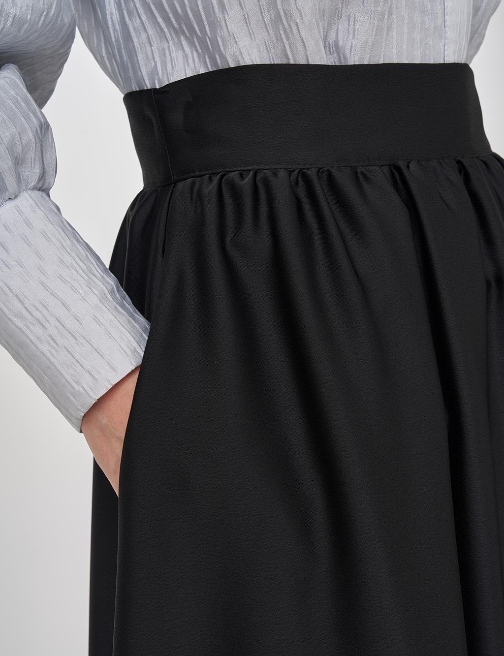 High-Waisted Satin Skirt Black