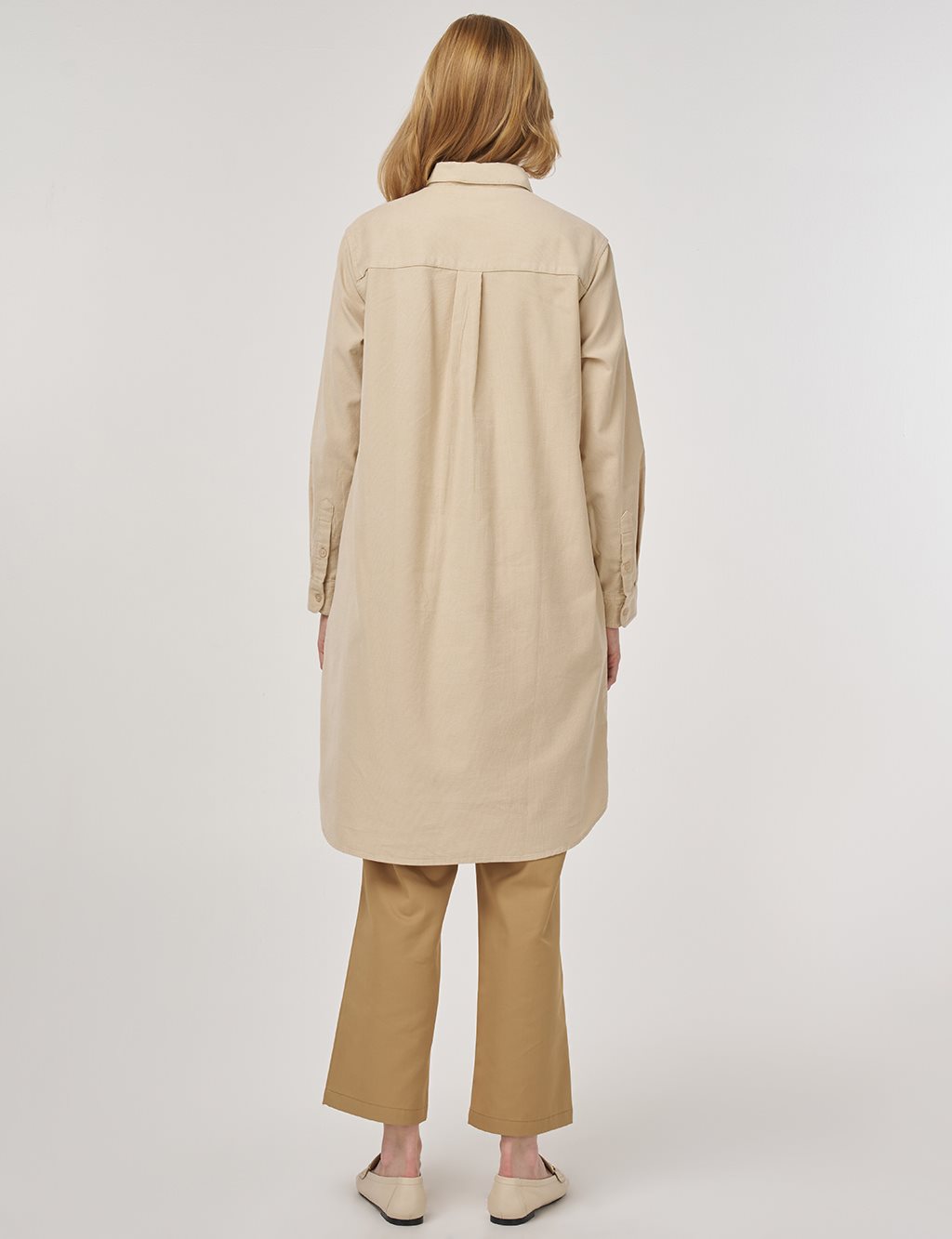 Relaxed-Fit Velvet Tunic Beige