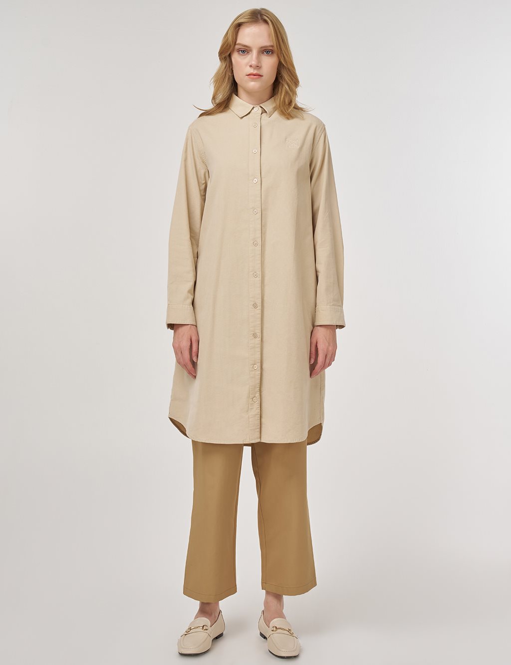 Relaxed-Fit Velvet Tunic Beige