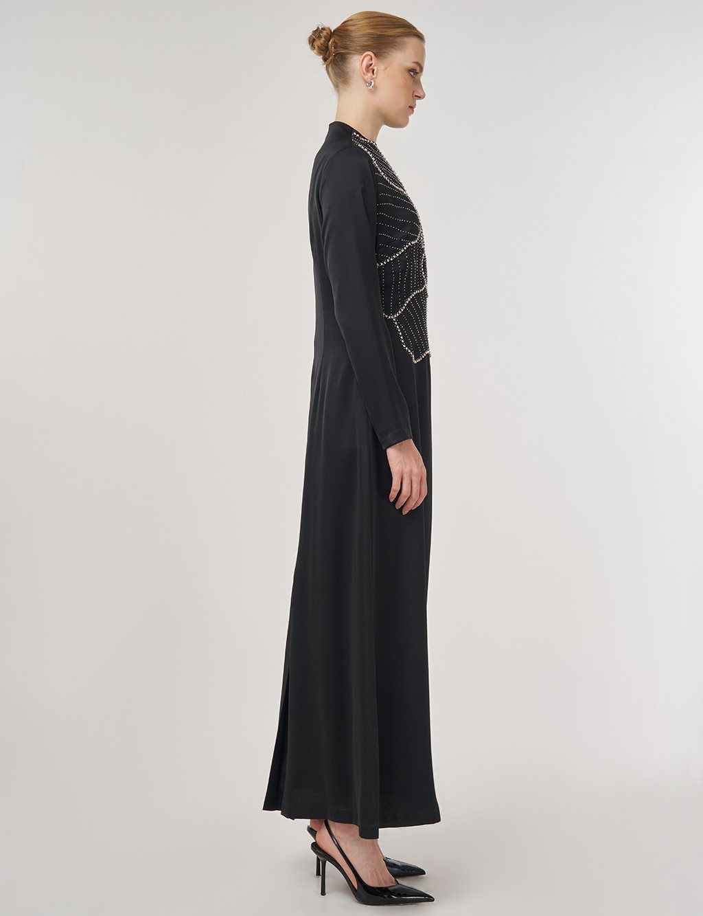 Embroidered Elegant Dress Black