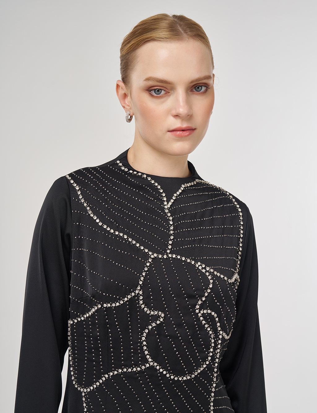 Embroidered Elegant Dress Black