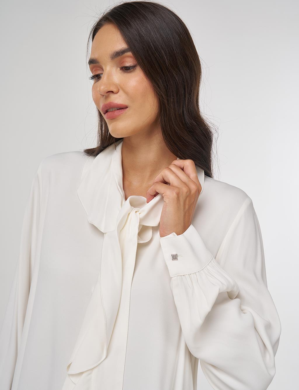 Ruffled Elegant Blouse Ecru