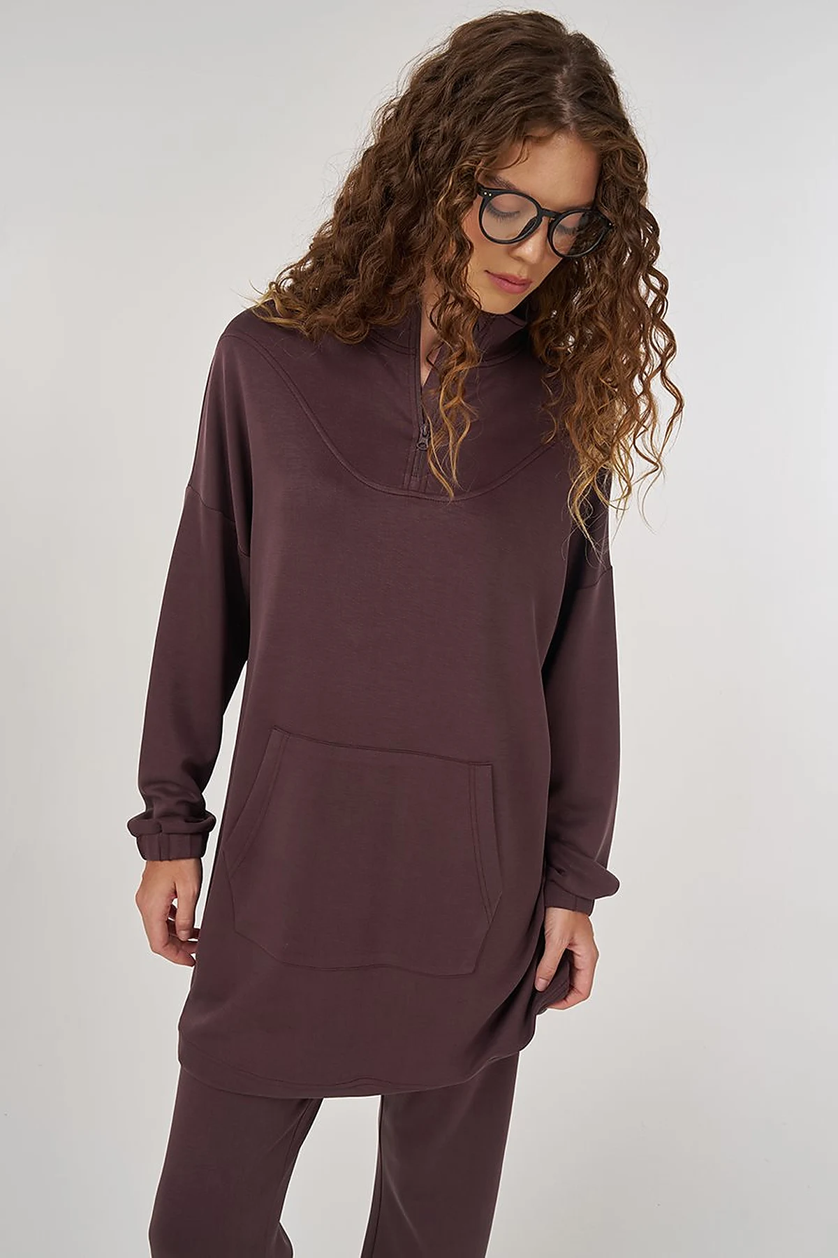 Kangaroo Pocket Two-Piece Suit in Plum