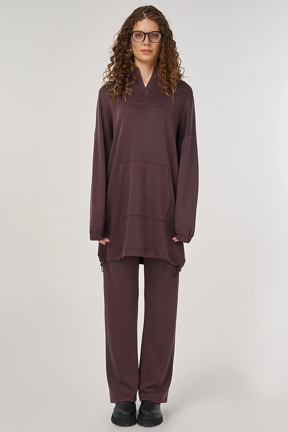 Kangaroo Pocket Two-Piece Suit in Plum