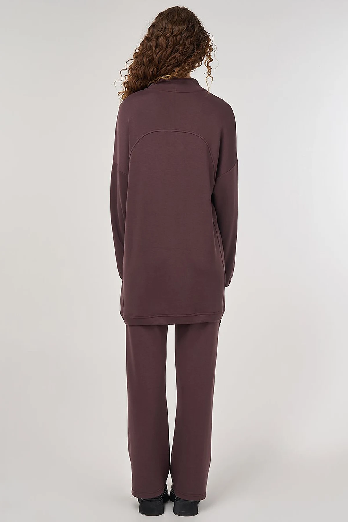 Kangaroo Pocket Two-Piece Suit in Plum