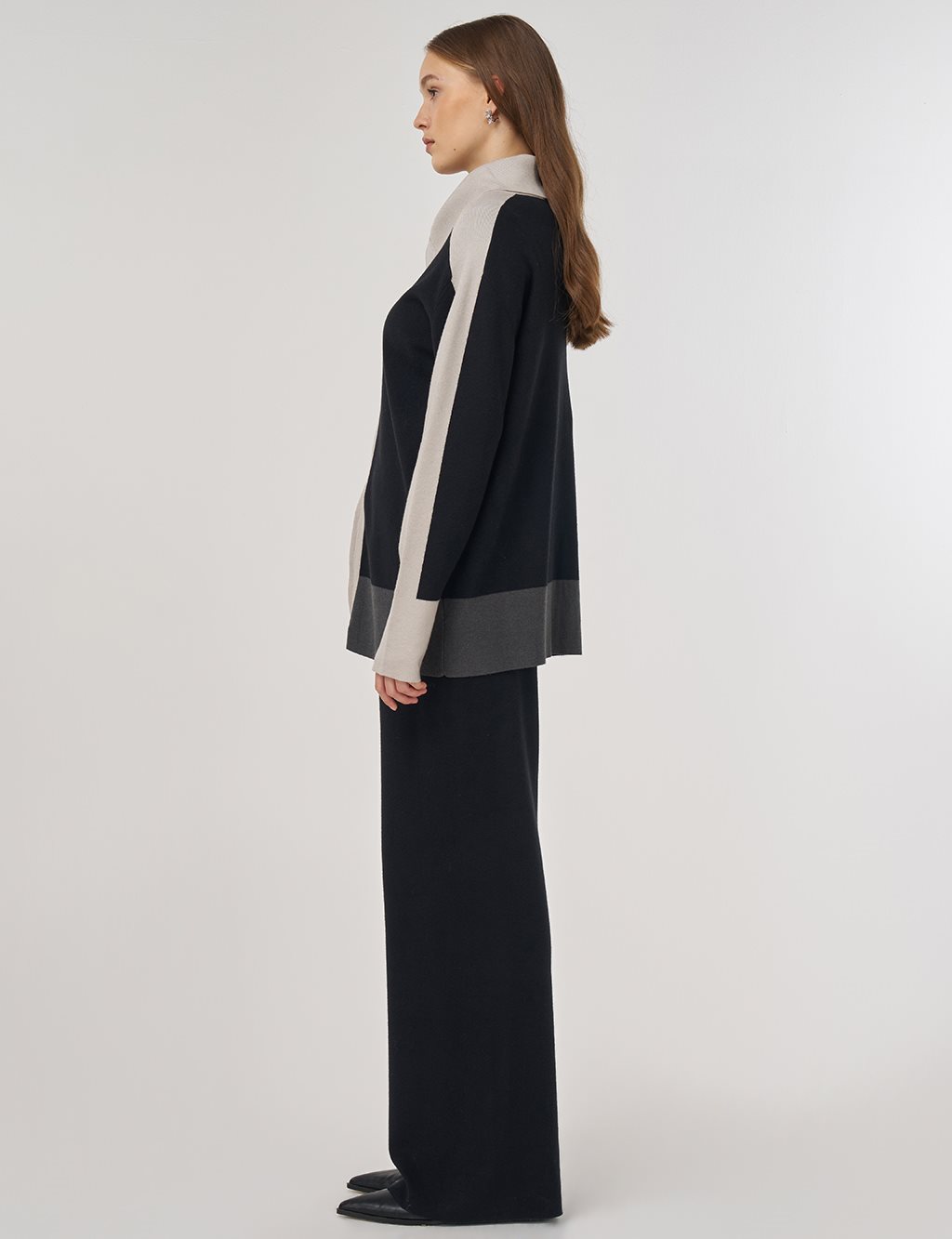 Geniş Yaka Triko Takım Siyah 