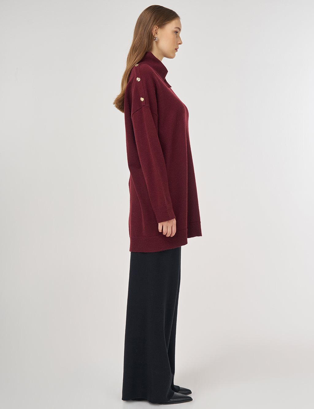 Button Detail Knit Tunic in Dark Burgundy