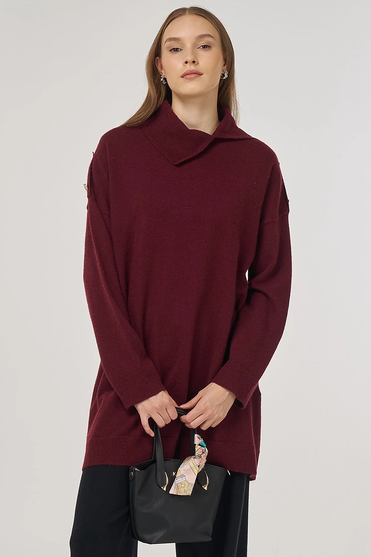 Button Detail Knit Tunic in Dark Burgundy