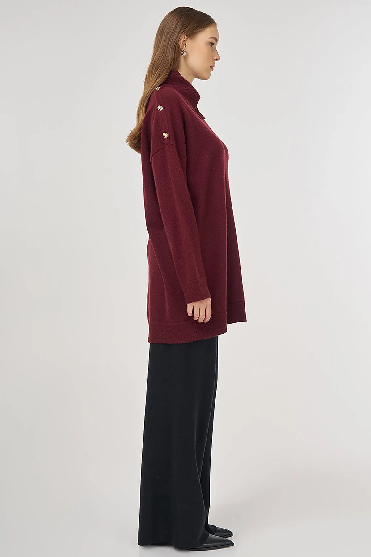 Button Detail Knit Tunic in Dark Burgundy